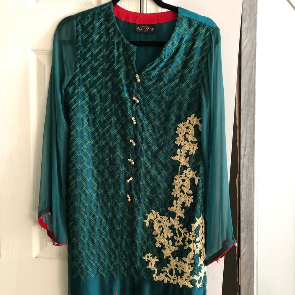 Green shirt kurta